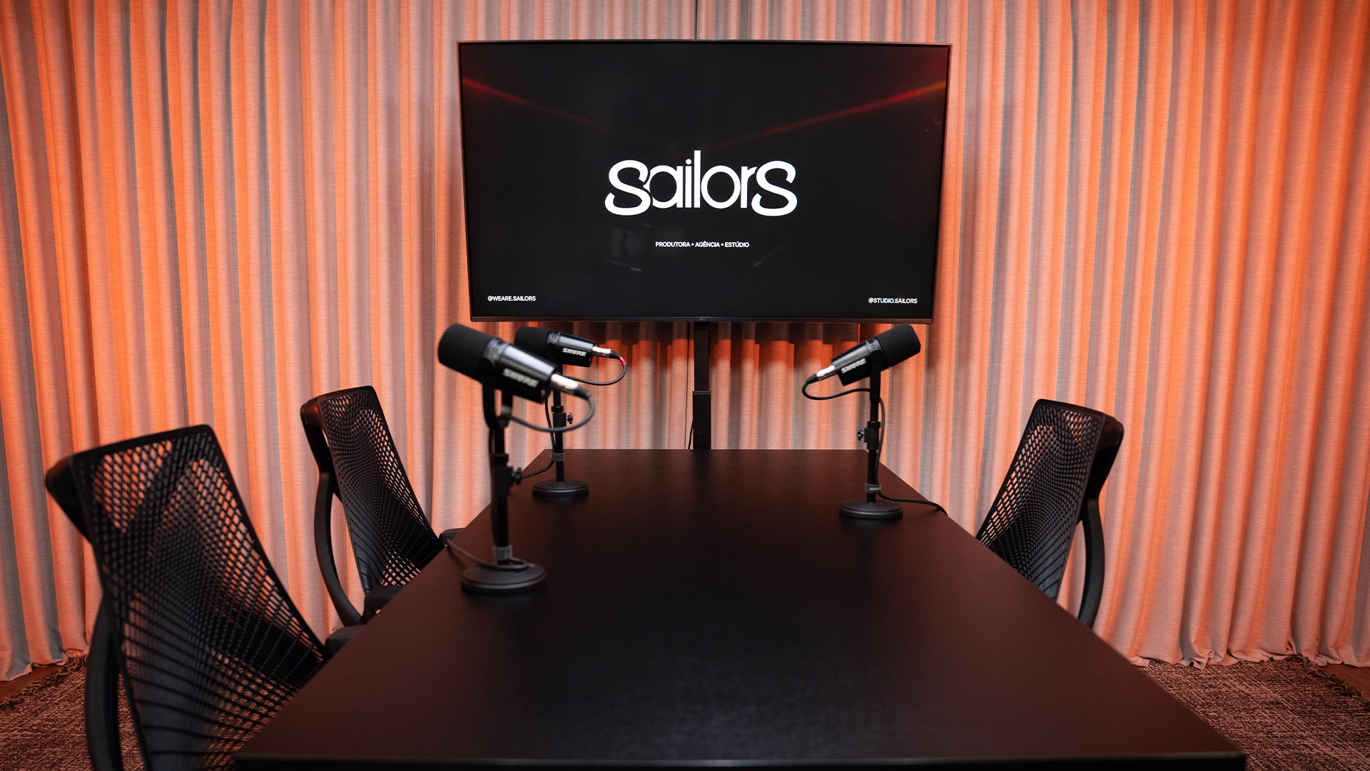 Sailors — Estúdio